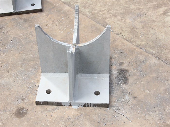 聊城螺栓球支座